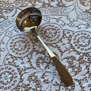 Vintage International Silver Co. Silver-Plated Gravy Ladle